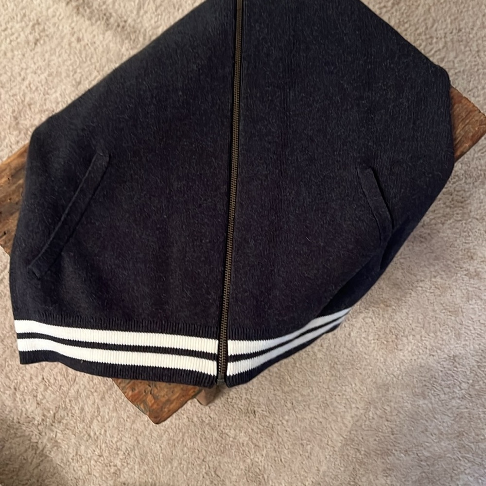 Jacket - Picture 4 of 4